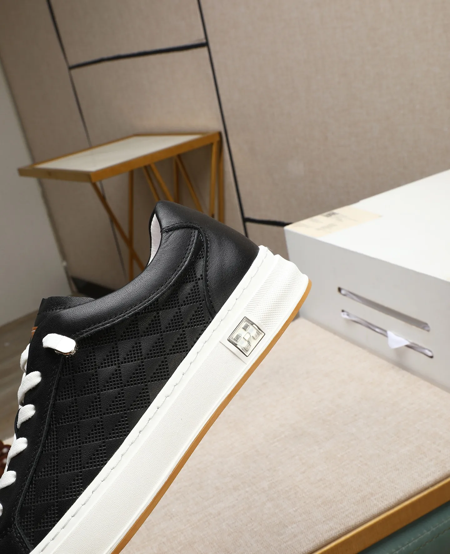Men's men's shoes💰440🌹🌹[PRADA—Prada] latest model🙈original replica! 👟👟👟Available here. The workmanship is top-notch. The upper is made from Italy. 🇮🇹Imported first-layer cowhide. ❗️Breathable genuine leather lining @Suitable for travel. The original version has an enlarged engraved sole, making it suitable for all kinds of travels, showing low-key luxury. Let quality speak for itself. Color: Size: 38-44